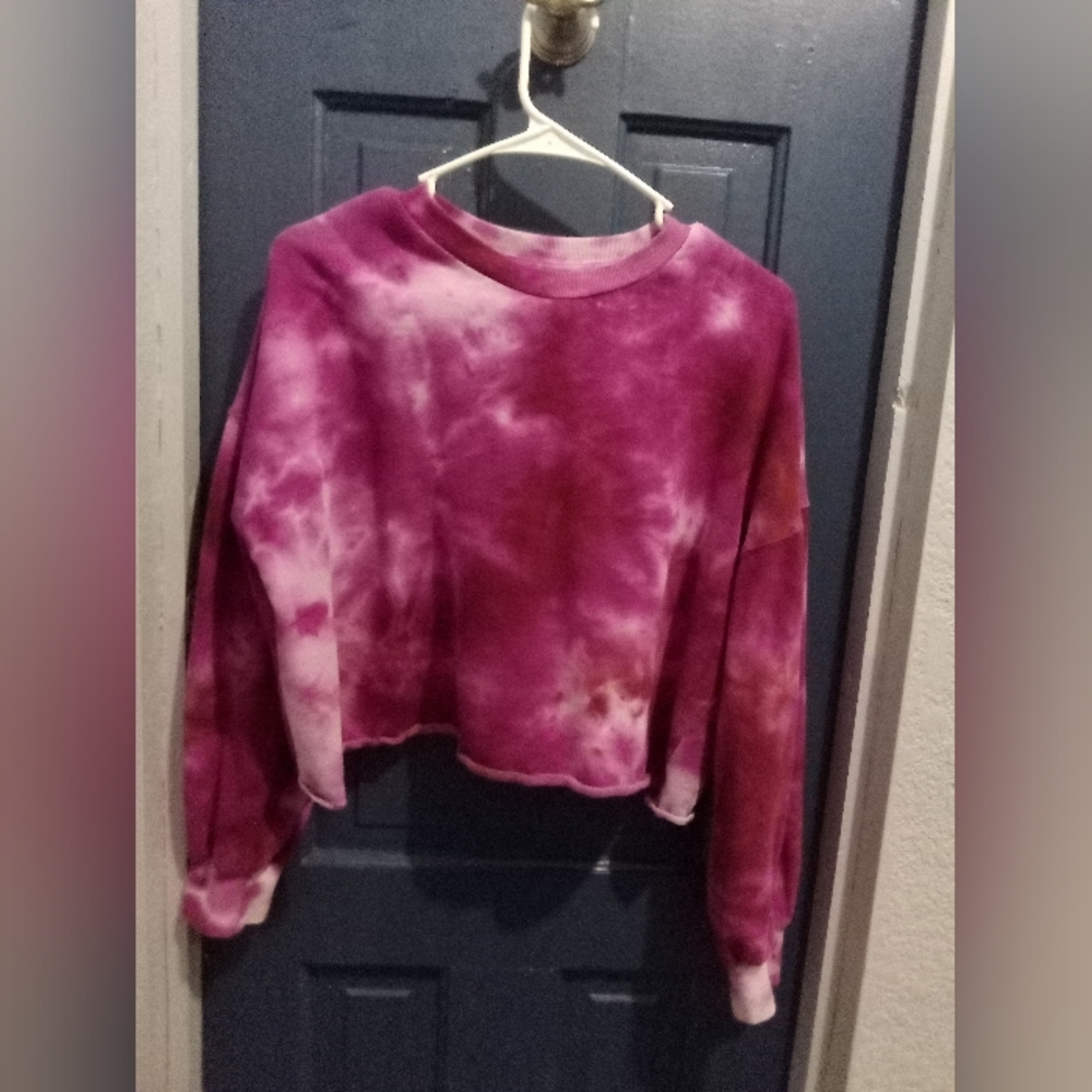 Cropped sweater